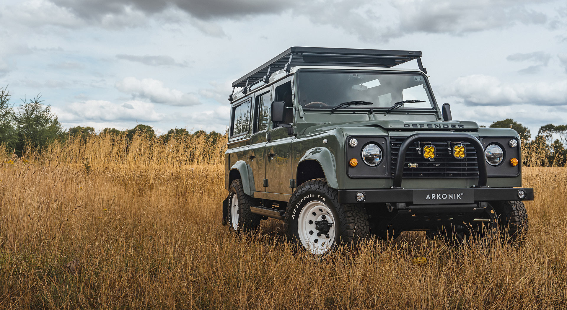 Custom Land Rover Defender for sale | Jupiter | Restoration by Arkonik